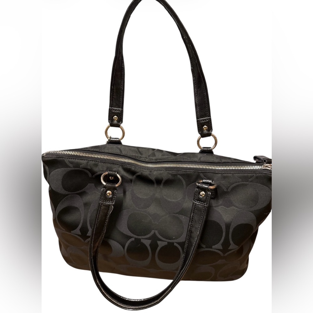 Coach Poppy Signature Shoulder Bag - Picture 3 of 10